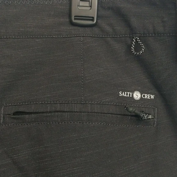 Salty Crew Men's Hybrid Dark Gray Black Shorts Size 33 Zipper Utility pocket - Picture 5 of 7
